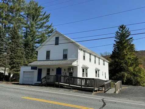 818 Main Road Stamford VT 05352