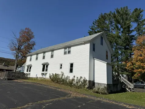 818 Main Road Stamford VT 05352