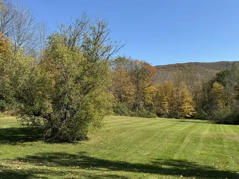 818 Main Road Stamford VT 05352