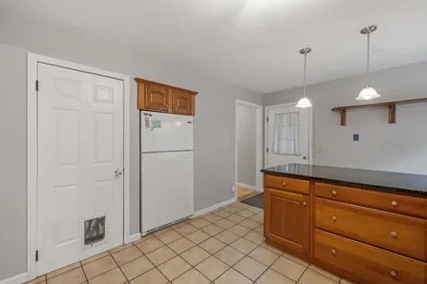 4 Paradise Lane Chichester NH 03258