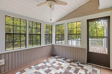 4 Paradise Lane Chichester NH 03258