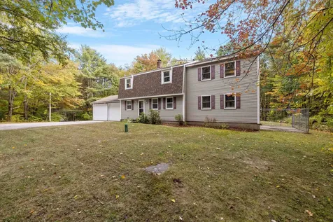 4 Paradise Lane Chichester NH 03258