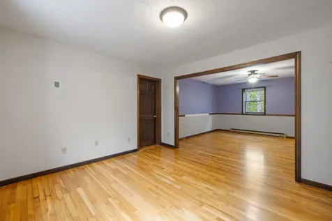 4 Paradise Lane Chichester NH 03258