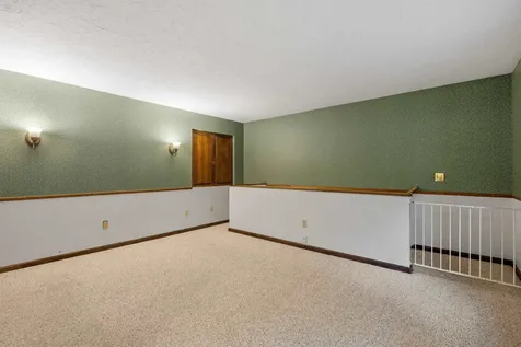 4 Paradise Lane Chichester NH 03258