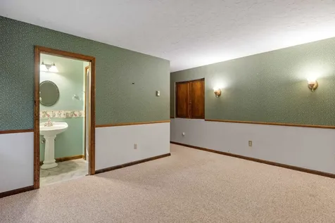 4 Paradise Lane Chichester NH 03258