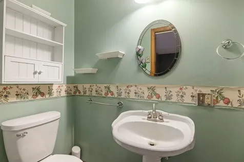 4 Paradise Lane Chichester NH 03258