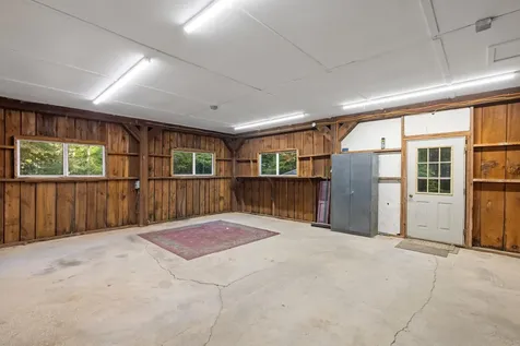 4 Paradise Lane Chichester NH 03258