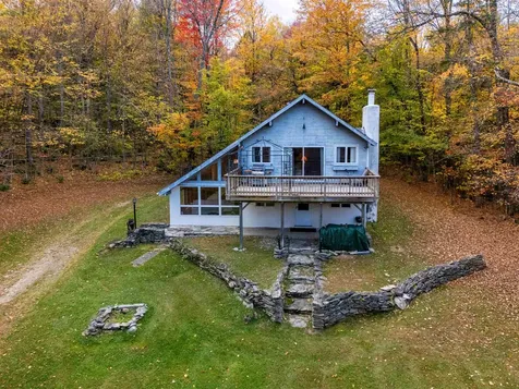 66 Hilltop Road Londonderry VT 05155
