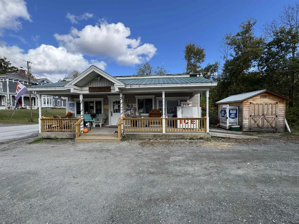 8 East Street Middletown Springs VT 05757