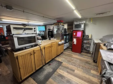 8 East Street Middletown Springs VT 05757