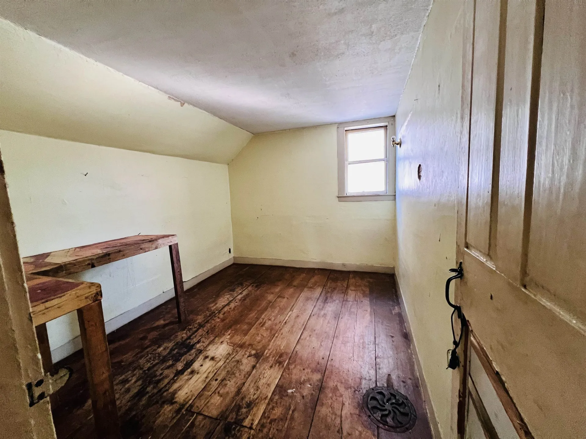 19 Hill Street St. Johnsbury VT 05819