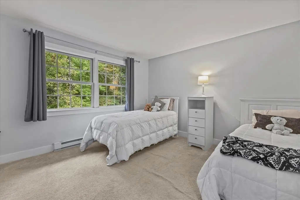 8 Sugartree Lane Essex Junction VT 05452