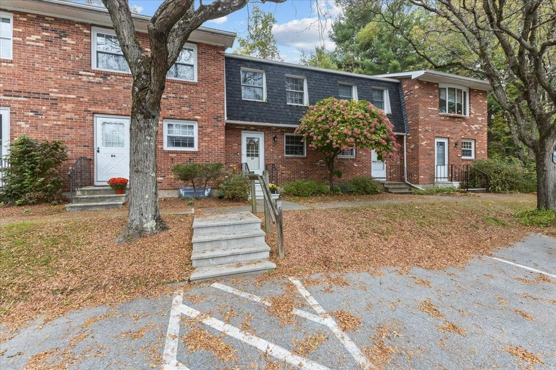 8 Sugartree Lane Essex Junction VT 05452