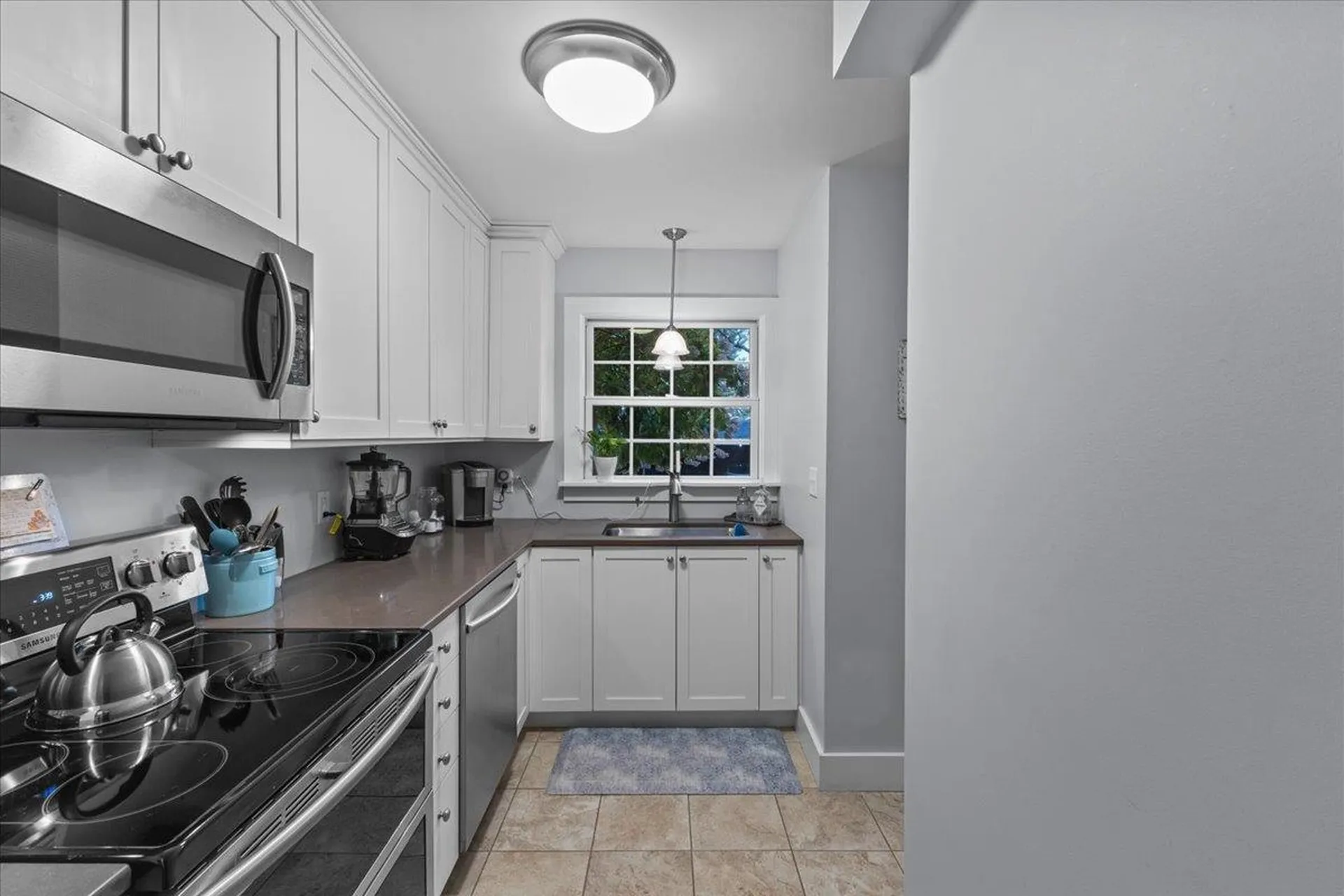 8 Sugartree Lane Essex Junction VT 05452