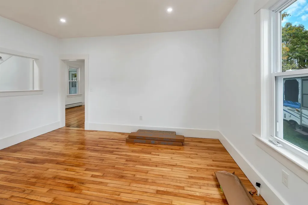 12 Peabody Street Tilton NH 03276