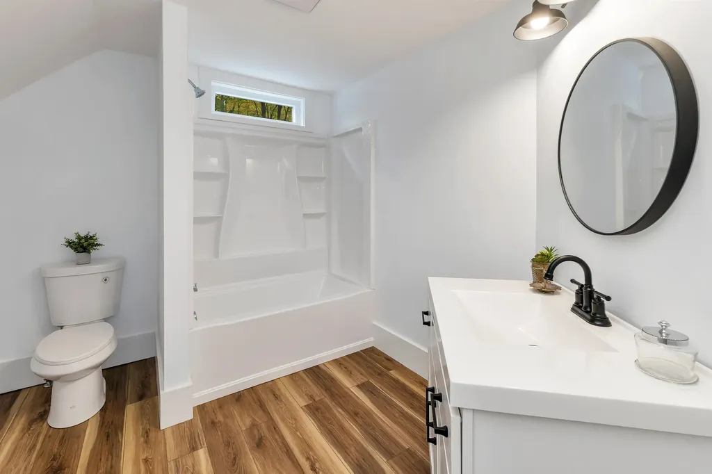 12 Peabody Street Tilton NH 03276