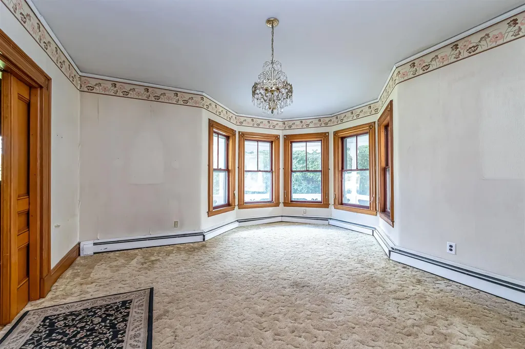 2 N Main Street Mont Vernon NH 03057