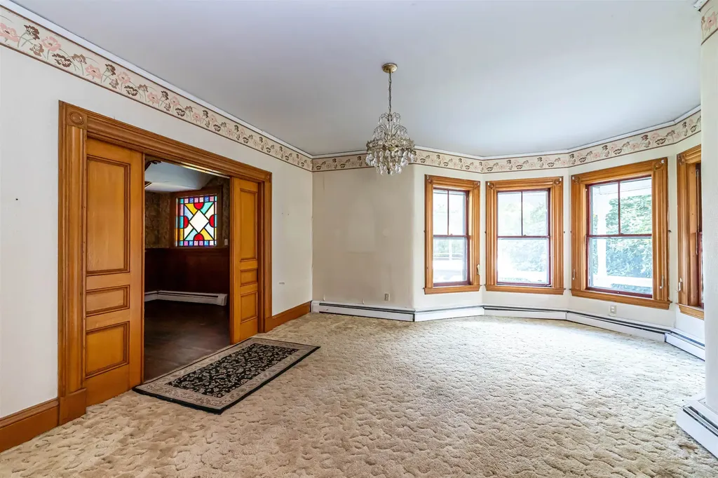 2 N Main Street Mont Vernon NH 03057