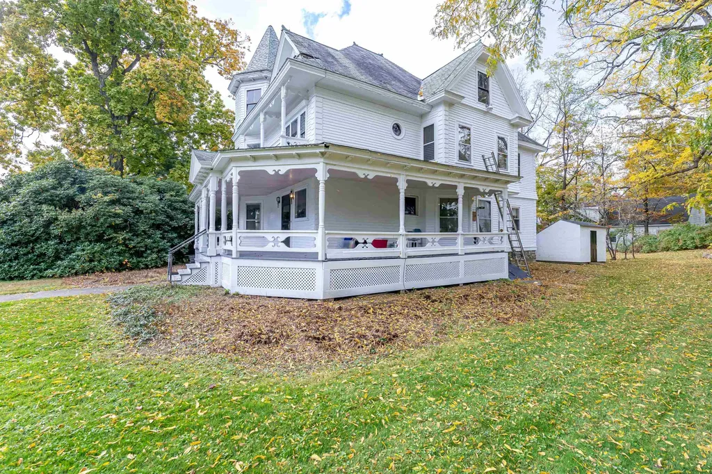 2 N Main Street Mont Vernon NH 03057