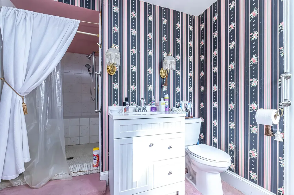 2 N Main Street Mont Vernon NH 03057