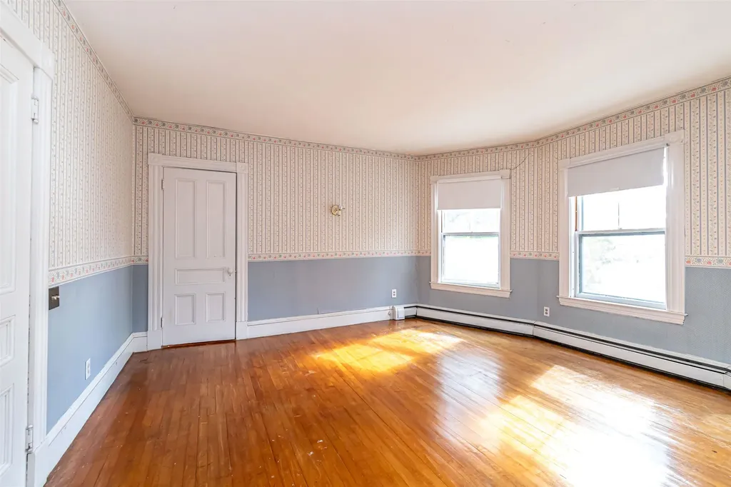 2 N Main Street Mont Vernon NH 03057