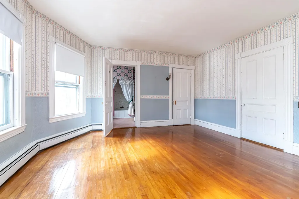 2 N Main Street Mont Vernon NH 03057