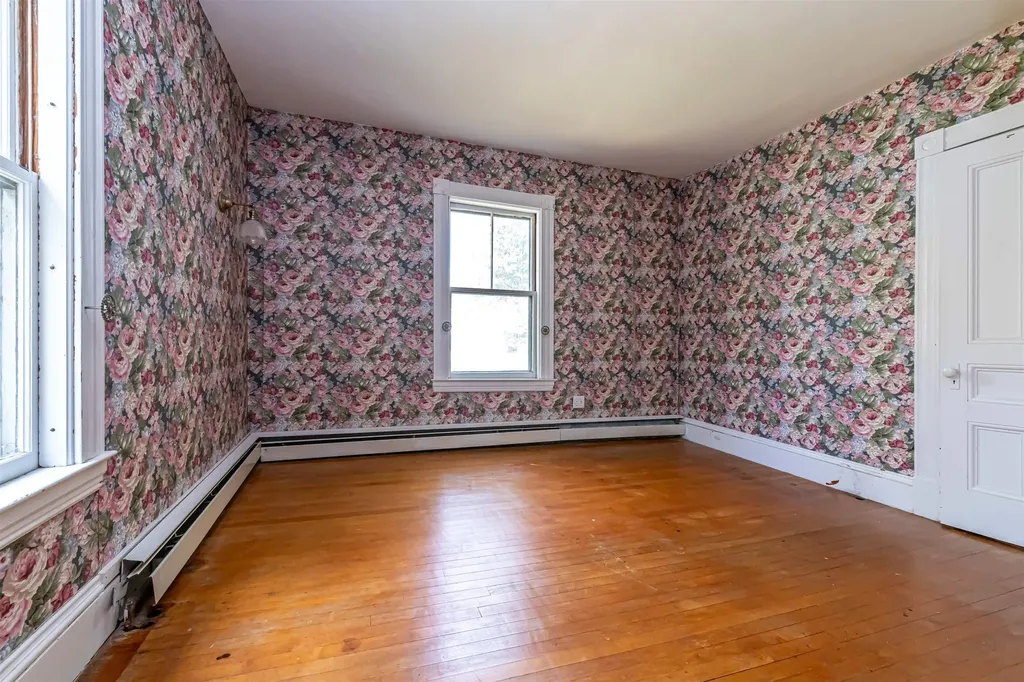 2 N Main Street Mont Vernon NH 03057