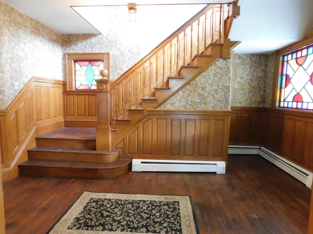 2 N Main Street Mont Vernon NH 03057