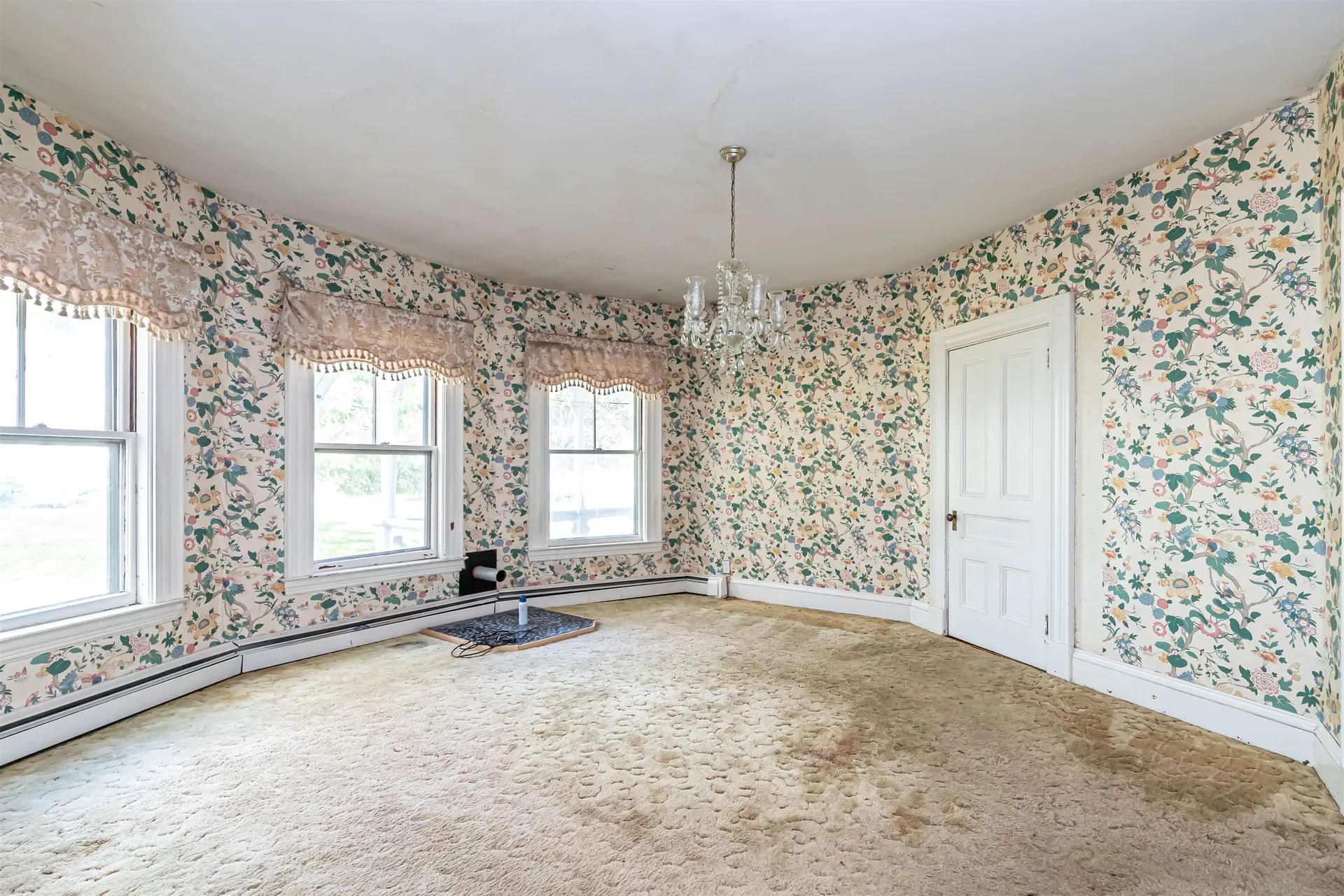 2 N Main Street Mont Vernon NH 03057