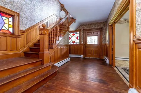 2 N Main Street Mont Vernon NH 03057