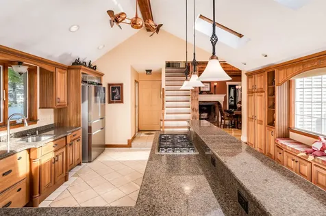 481 Main Street Fremont NH 03044