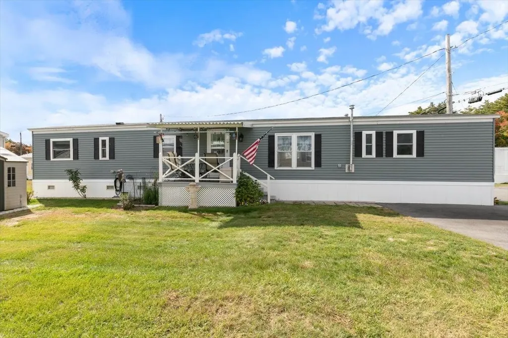 45 Bell Drive Salem NH 03079