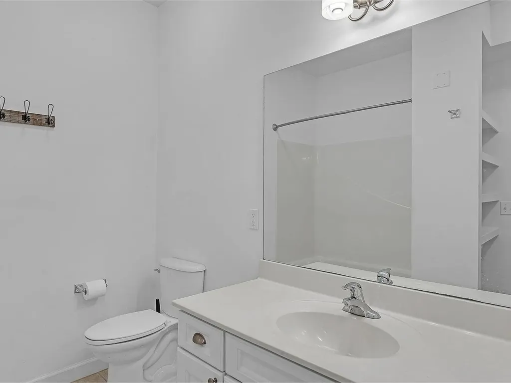 33 Naomi's Way Colchester VT 05446