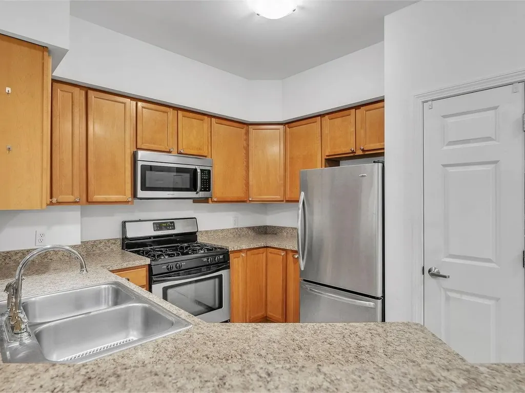 33 Naomi's Way Colchester VT 05446