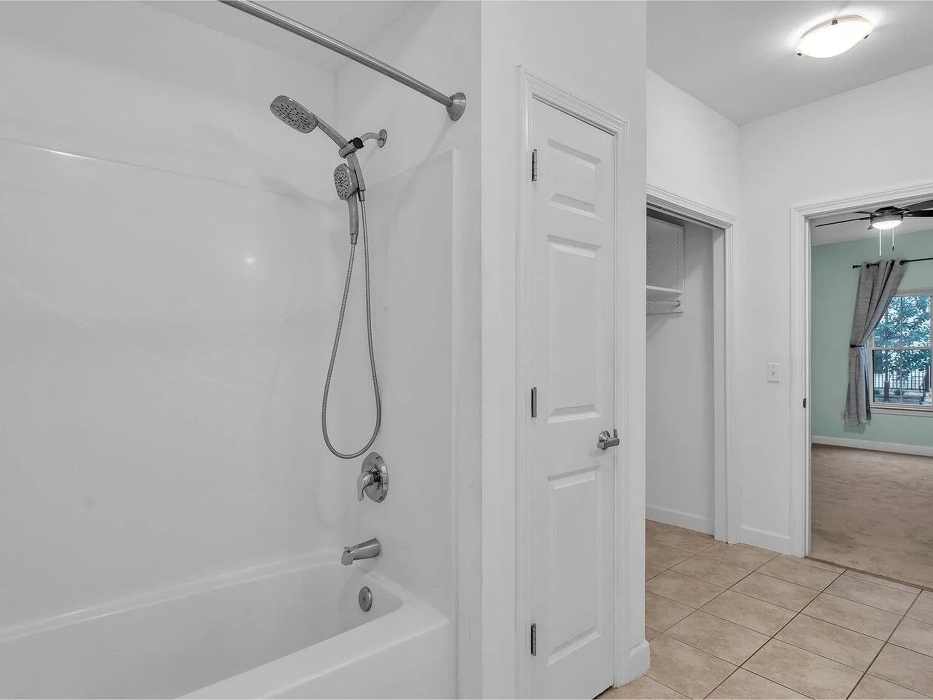 33 Naomi's Way Colchester VT 05446