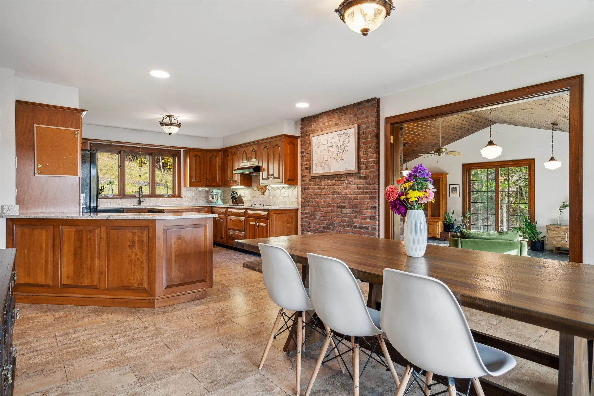 66 Hanson Road Tunbridge VT 05077