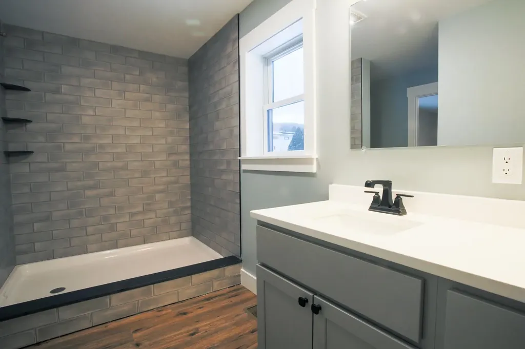 3000 Vt Route 100 Waitsfield VT 05673