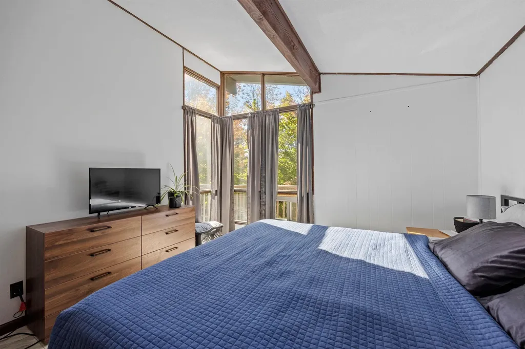 105 Mountain Drive Gilford NH 03249