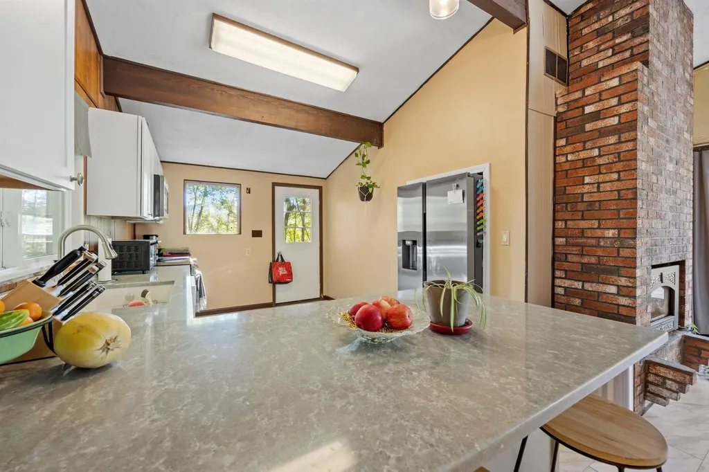 105 Mountain Drive Gilford NH 03249