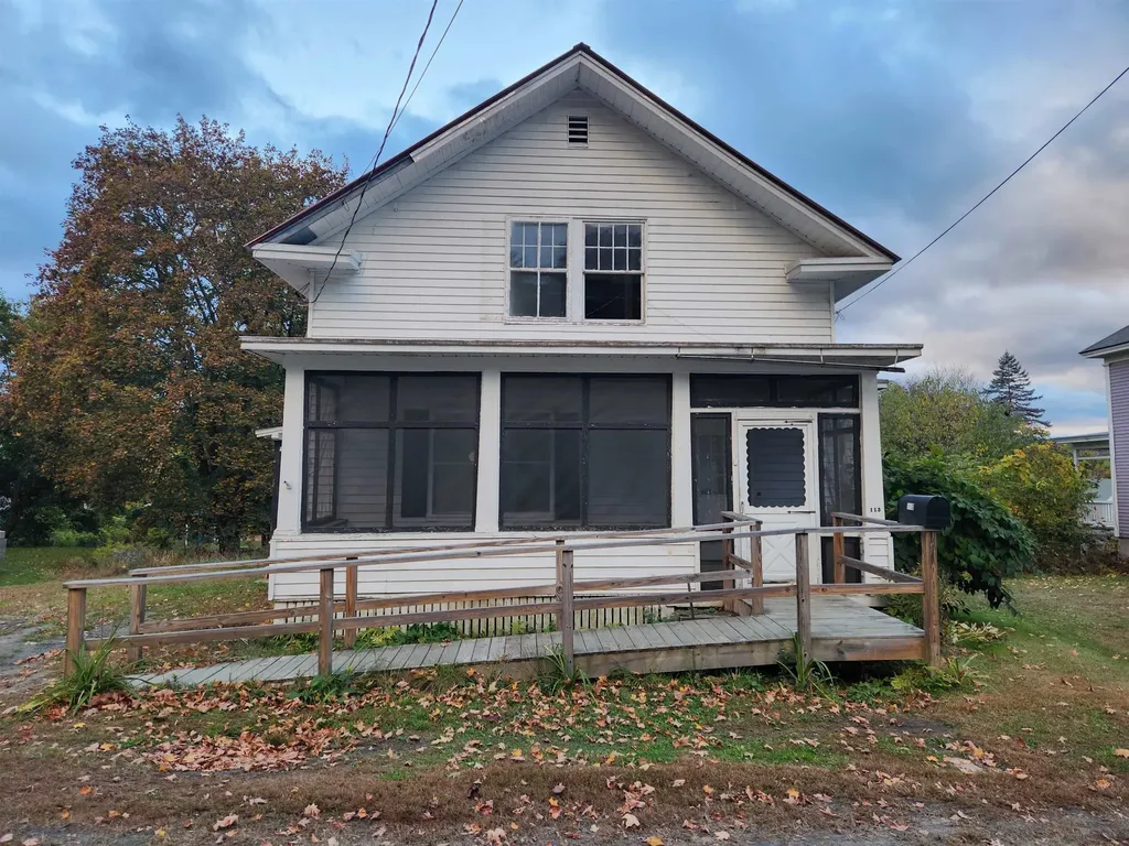 113 Laurel Street Newport NH 03773