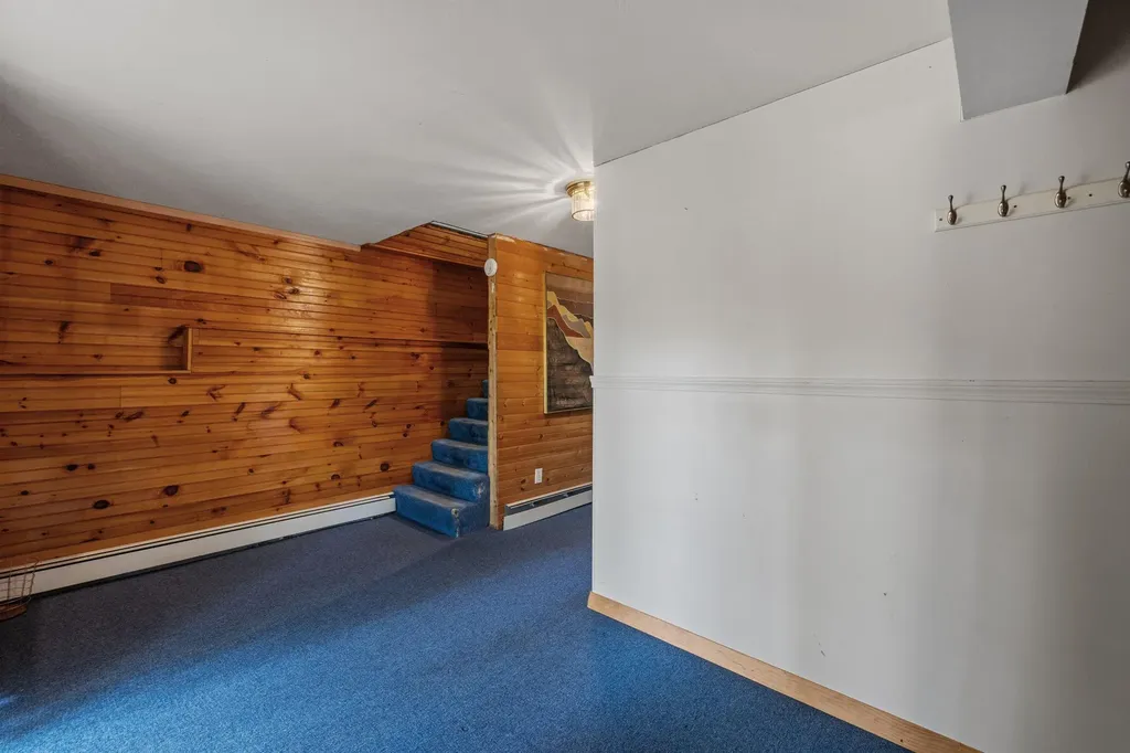 190 Murray Hill Road Hill NH 03243