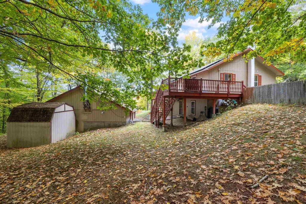 190 Murray Hill Road Hill NH 03243