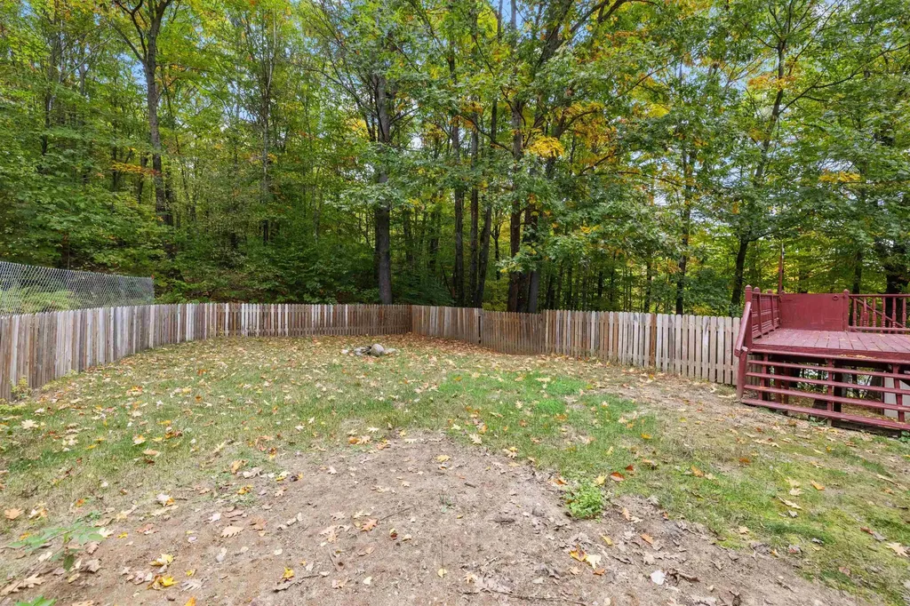 190 Murray Hill Road Hill NH 03243