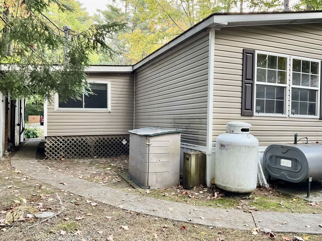 99 Eagle Ledge Loop Conway NH 03813