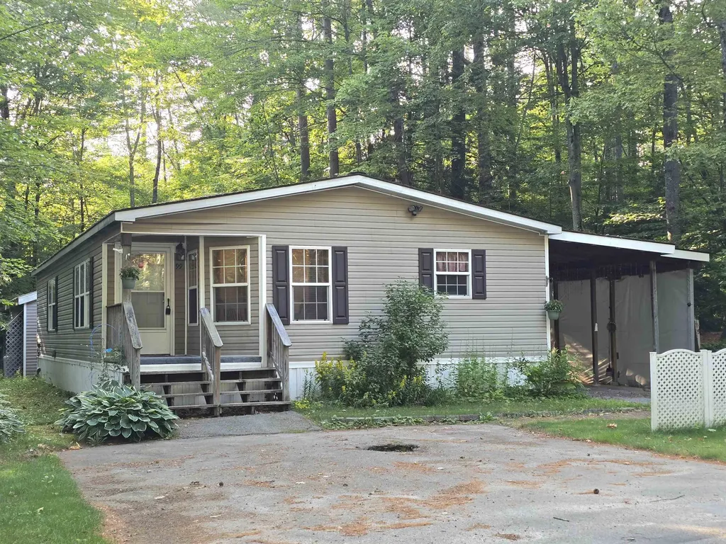 99 Eagle Ledge Loop Conway NH 03813