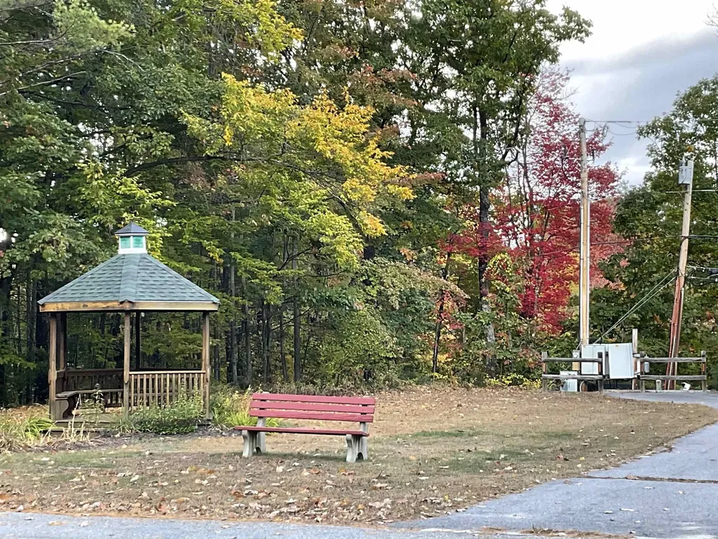 99 Eagle Ledge Loop Conway NH 03813