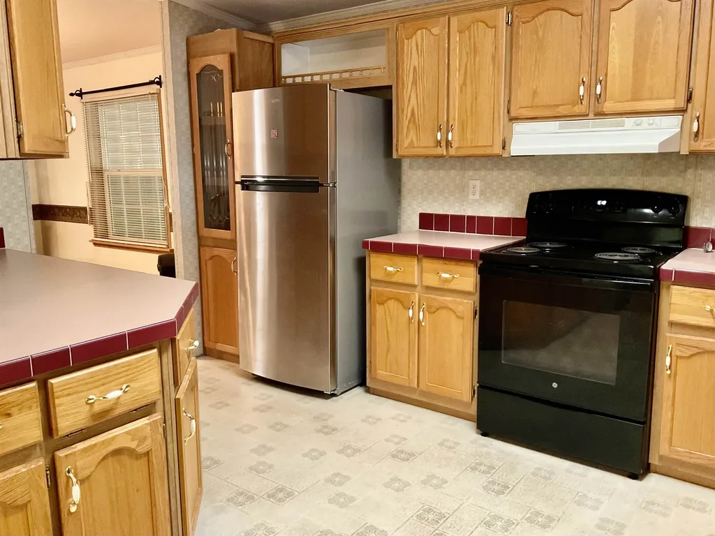 99 Eagle Ledge Loop Conway NH 03813