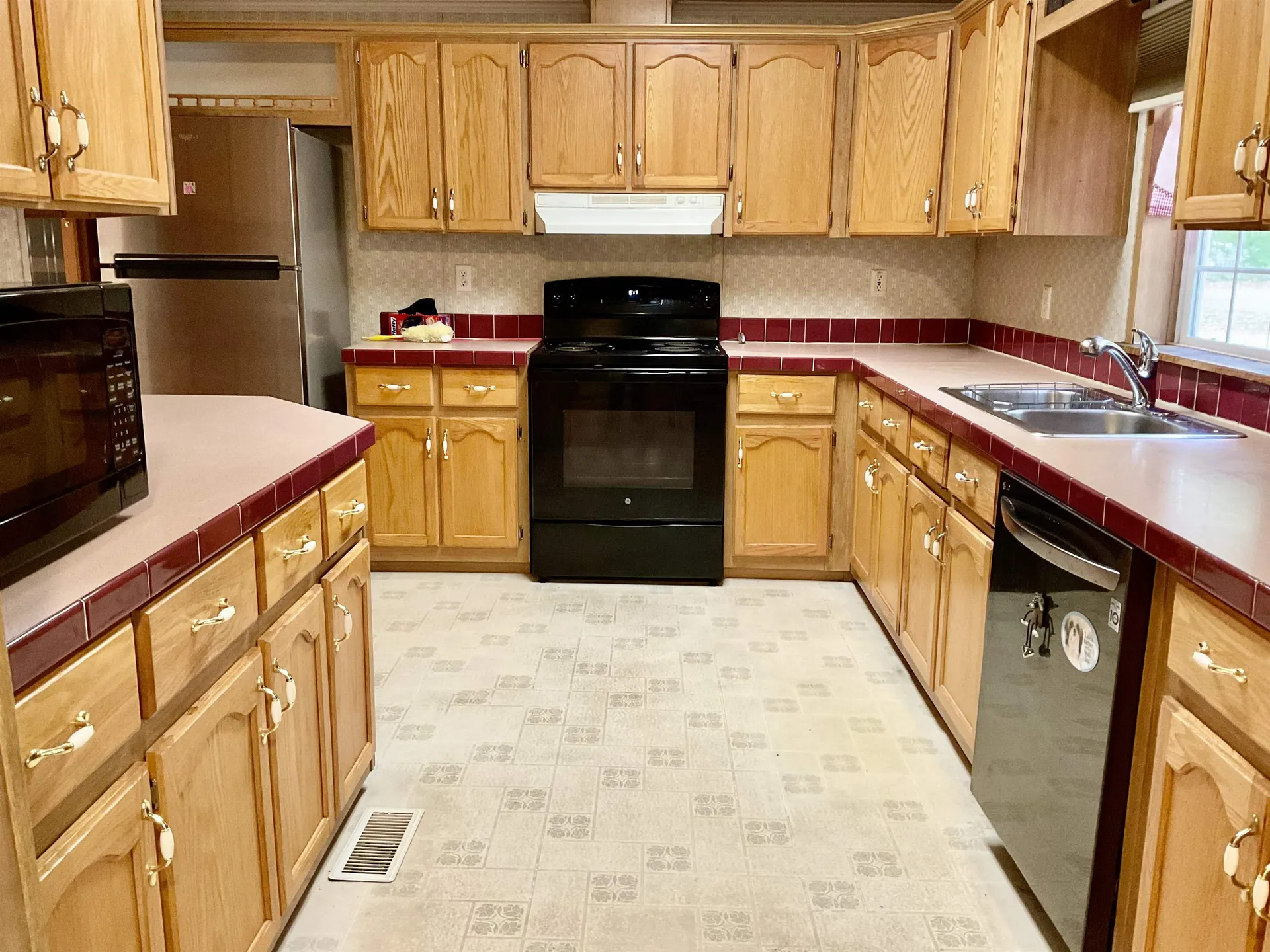 99 Eagle Ledge Loop Conway NH 03813