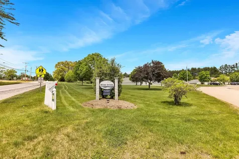 305 River Grant Drive Hopkinton NH 03229