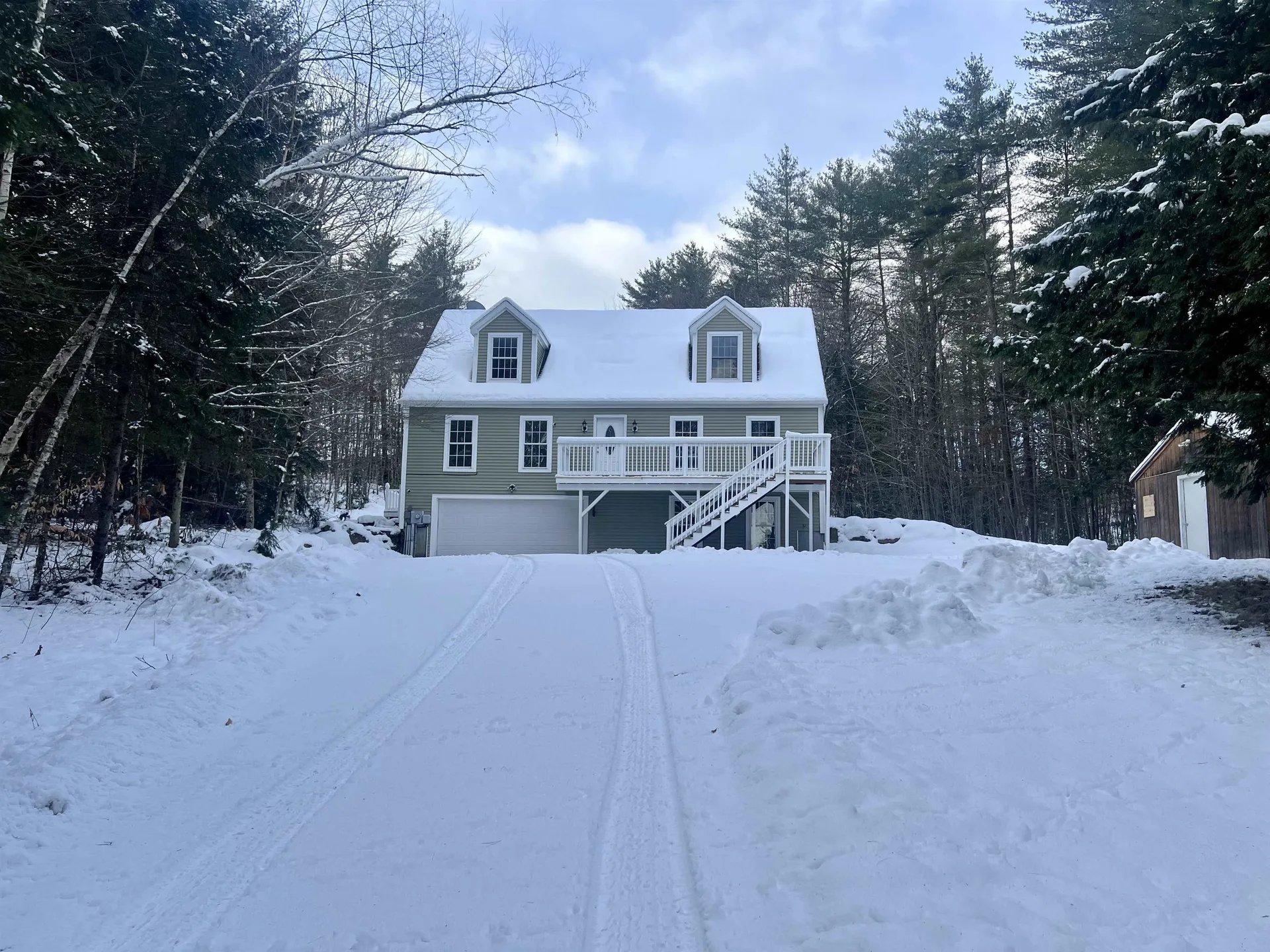 54 Henry Drive Effingham NH 03882